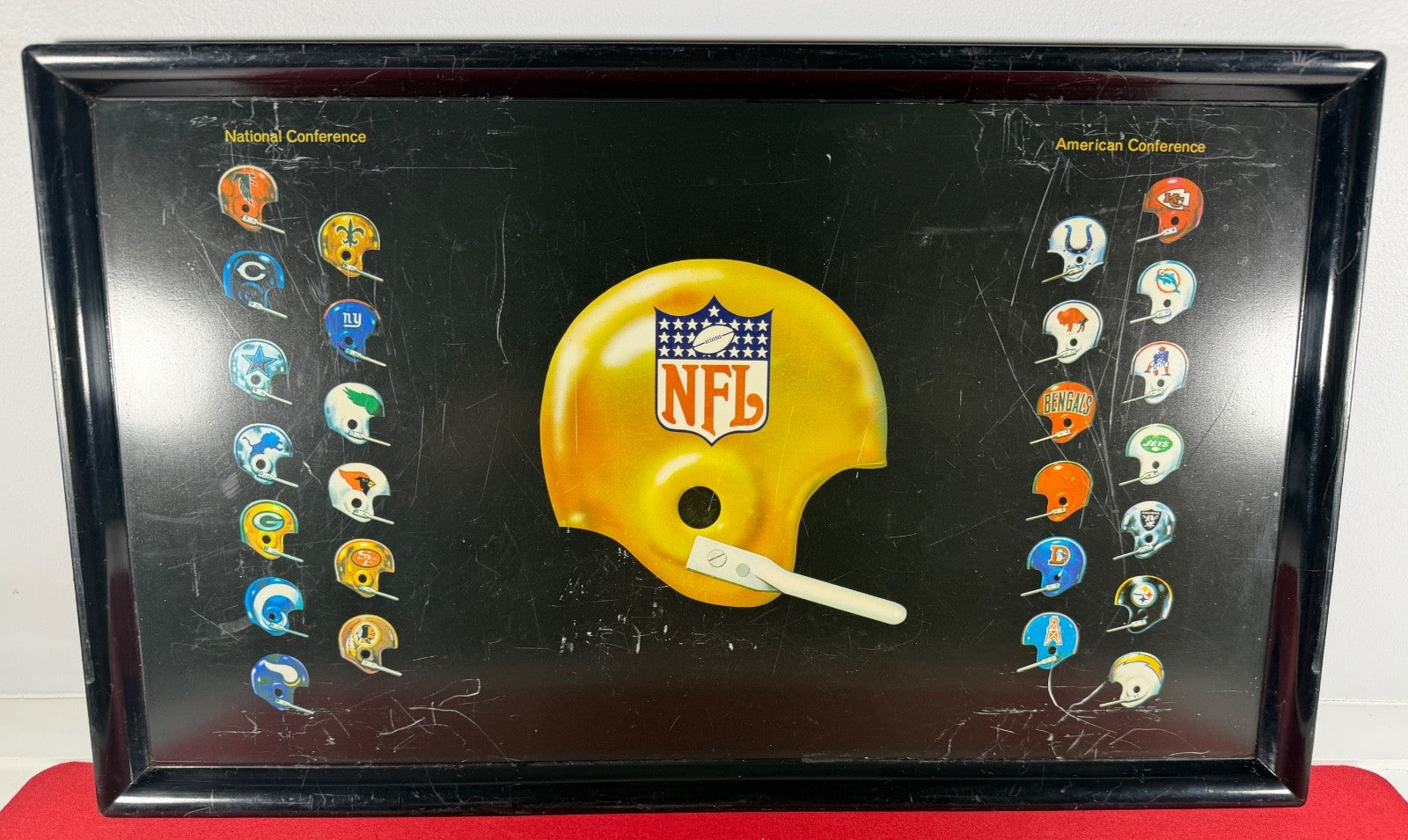 Vintage 1970s NFL Football Helmets Metal Serving Tray 28 Teams AFC NFC Black