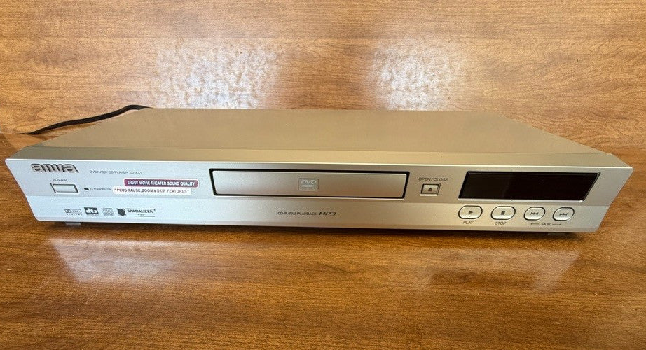 Aiwa XD-AX1U DVD Player Silver VCD CD MP3 Dolby Digital Spatializer Compact