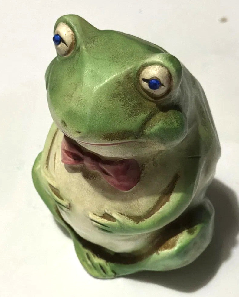 Vintage Napcoware Ceramic Frog Figurine Pink Bow Tie Hand Painted Japan